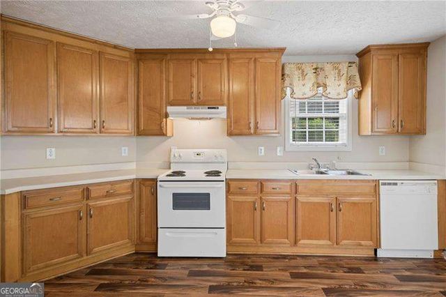 150 Lassiter Drive, Covington, GA 30016