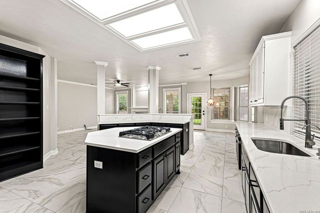 22 BENCHWOOD CIR, San Antonio, TX 78248