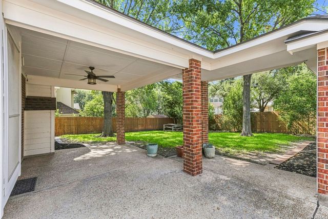 22 BENCHWOOD CIR, San Antonio, TX 78248