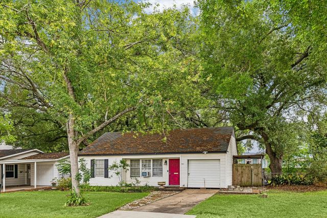 5541 Jessamine Street, Houston, TX 77081