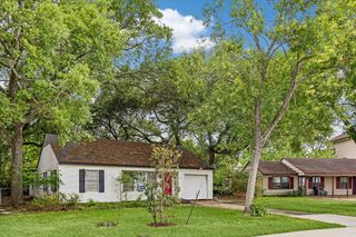 5541 Jessamine Street, Houston, TX 77081