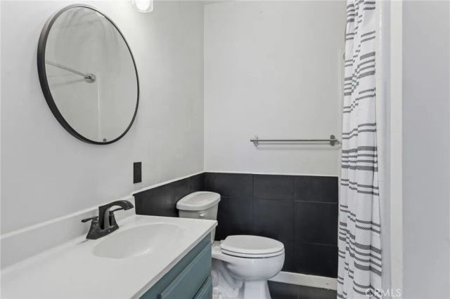 8040 Ranchito Avenue, Panorama City, CA 91402