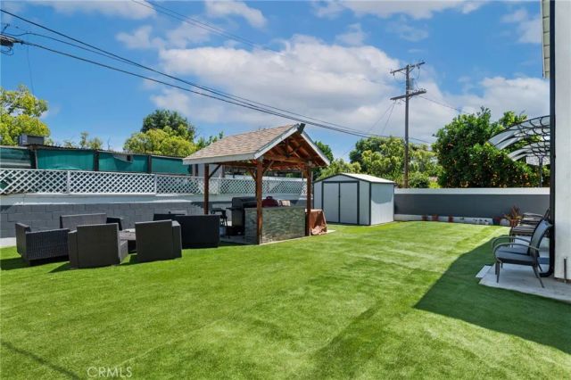 8040 Ranchito Avenue, Panorama City, CA 91402