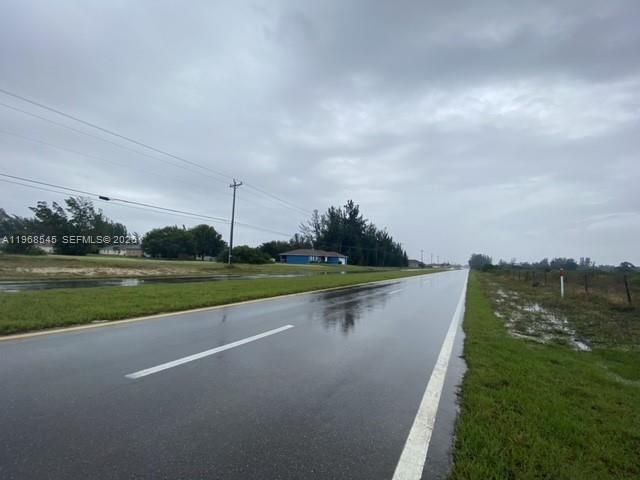 527 N Nelson N Road, Cape Coral, FL 33993