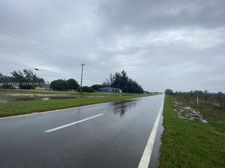527 N Nelson N Road, Cape Coral, FL 33993