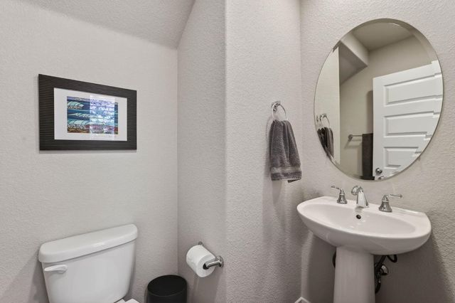 3178 dullanty Way, Sacramento, CA 95816