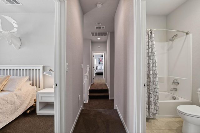 3178 dullanty Way, Sacramento, CA 95816