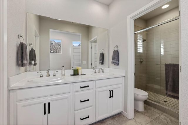 3178 dullanty Way, Sacramento, CA 95816