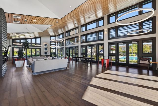 3178 dullanty Way, Sacramento, CA 95816