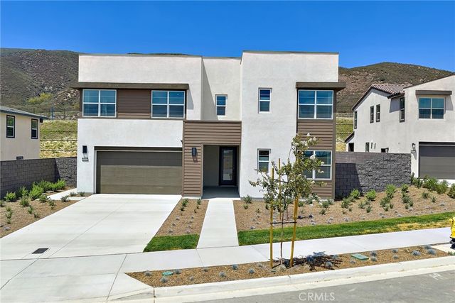 16062 Butterfly Drive, Fontana, CA 92336