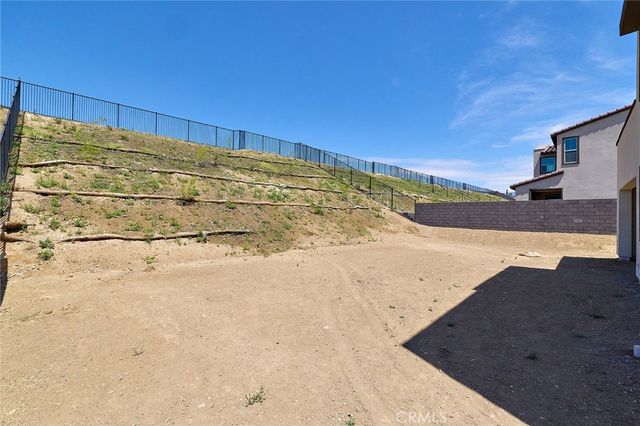 16062 Butterfly Drive, Fontana, CA 92336