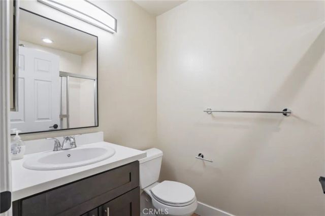 1207 N Columbus Avenue, Glendale, CA 91202