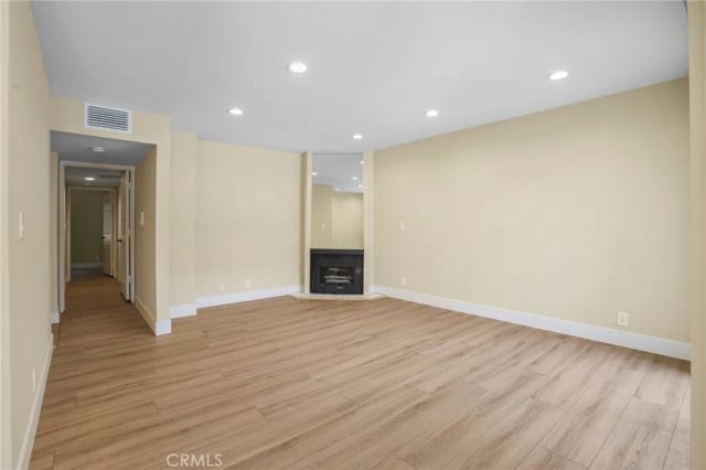 1207 N Columbus Avenue, Glendale, CA 91202