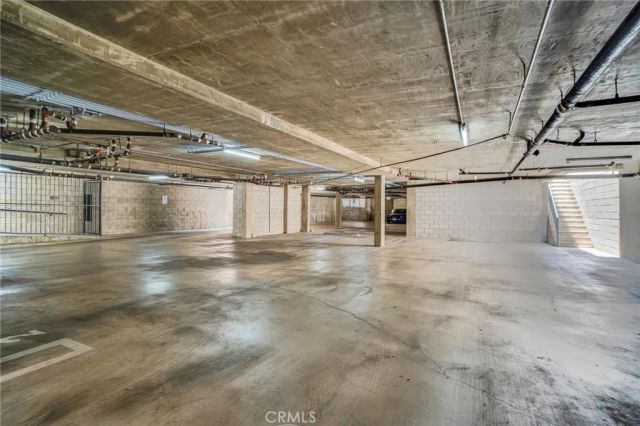 1207 N Columbus Avenue, Glendale, CA 91202