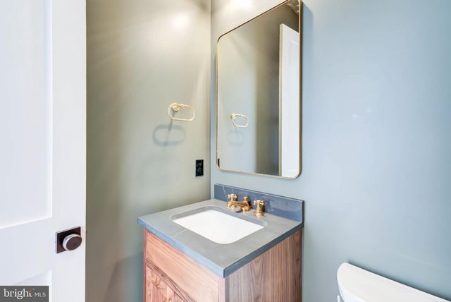 3118 PATTERSON ST NW, Washington, DC 20015