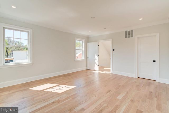 3118 PATTERSON ST NW, Washington, DC 20015