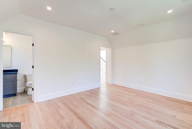 3118 PATTERSON ST NW, Washington, DC 20015