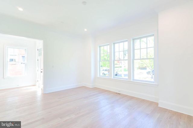 3118 PATTERSON ST NW, Washington, DC 20015