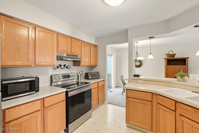 955 Bristol Lane, Streetsboro, OH 44241