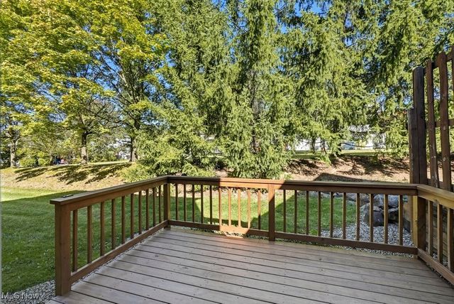 955 Bristol Lane, Streetsboro, OH 44241