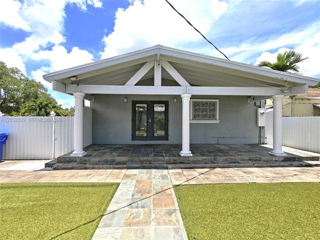 470 SW 25th Rd, Miami, FL 33129