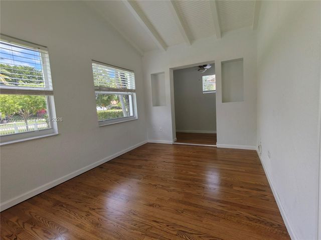470 SW 25th Rd, Miami, FL 33129