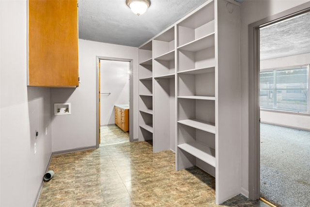 603 E Market Street, Mabank, TX 75147