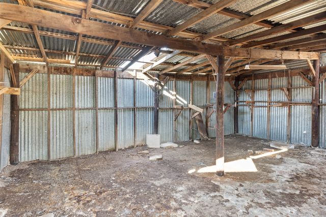 603 E Market Street, Mabank, TX 75147