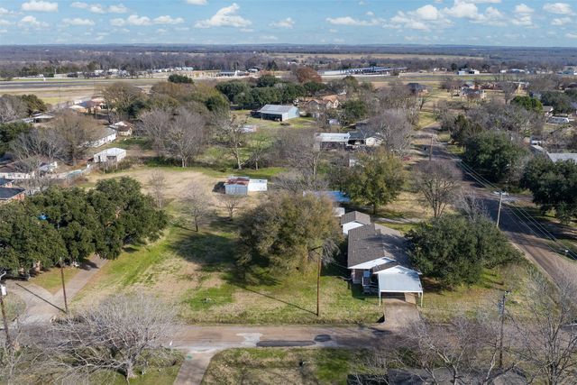 603 E Market Street, Mabank, TX 75147