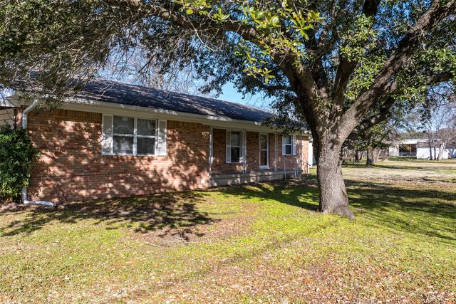 603 E Market Street, Mabank, TX 75147