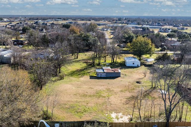 603 E Market Street, Mabank, TX 75147