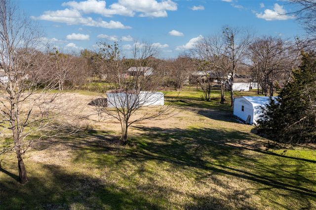603 E Market Street, Mabank, TX 75147