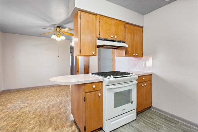 603 E Market Street, Mabank, TX 75147