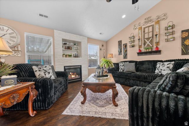 2337 S 1500 W, Woods Cross, UT 84087