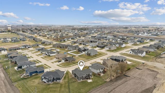 4419 Eden Way, Cedar Falls, IA 50613