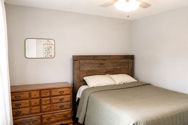 701 Herb Dr, Lawrenceburg, TN 38464