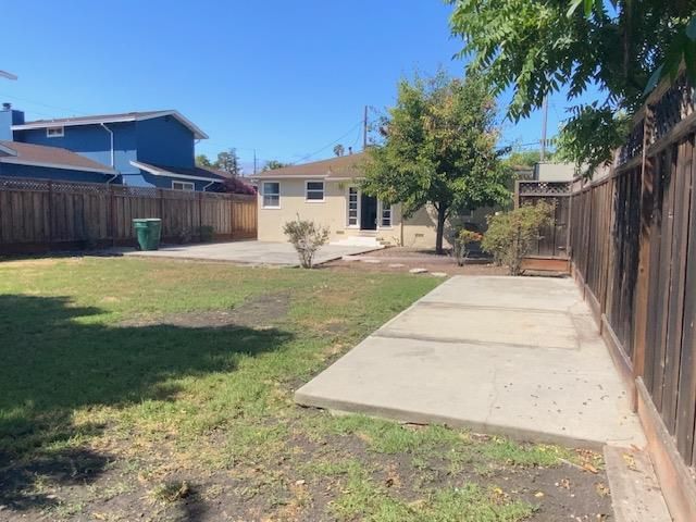 1027 Valota Road, Redwood City, CA 94061