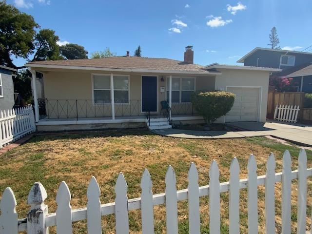 1027 Valota Road, Redwood City, CA 94061