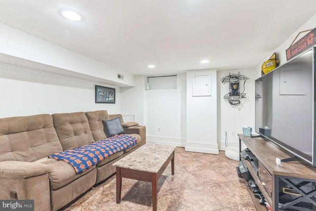 3018 W HARPER ST, Philadelphia, PA 19130