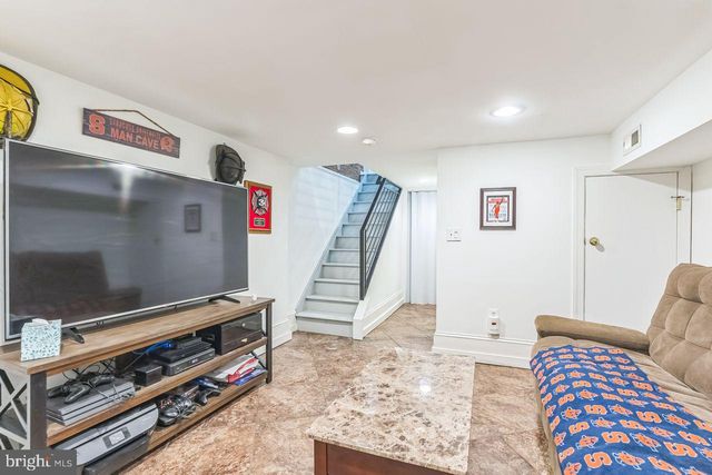 3018 W HARPER ST, Philadelphia, PA 19130