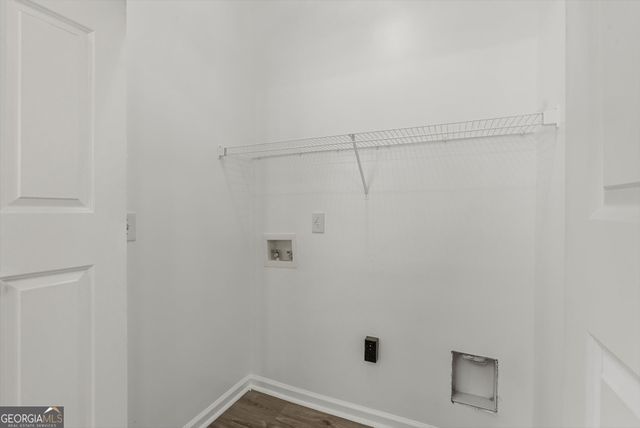 3913 Willow Fields Court, Loganville, GA 30052