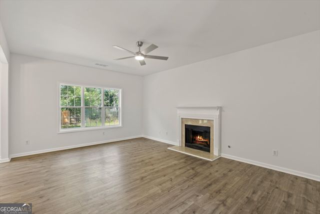 3913 Willow Fields Court, Loganville, GA 30052