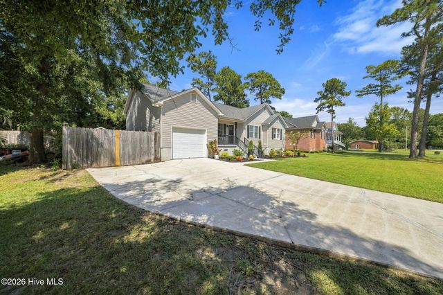 436 Motts Creek Road, Wilmington, NC 28412