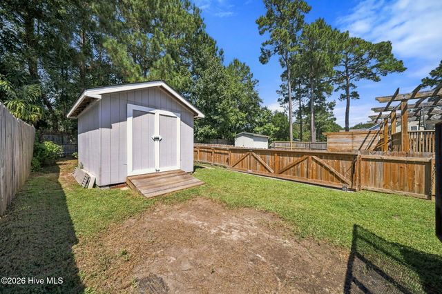 436 Motts Creek Road, Wilmington, NC 28412