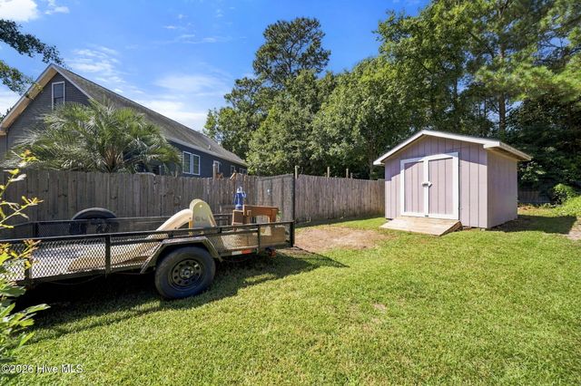 436 Motts Creek Road, Wilmington, NC 28412