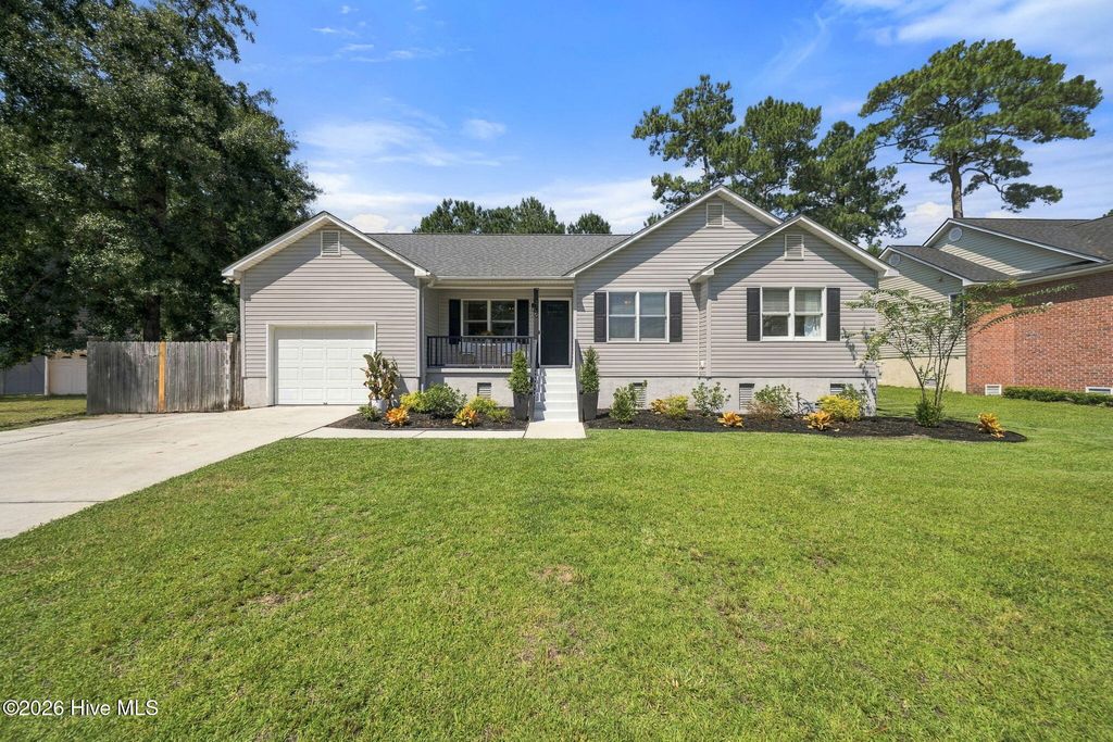 436 Motts Creek Road, Wilmington, NC 28412