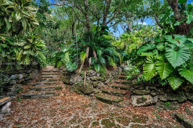 186 Edgewater Dr 0, Coral Gables, FL 33133