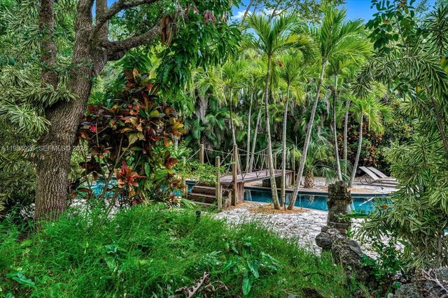 186 Edgewater Dr 0, Coral Gables, FL 33133