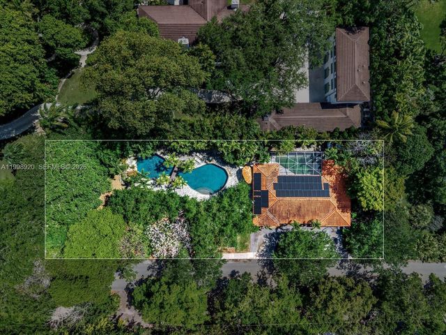 186 Edgewater Dr 0, Coral Gables, FL 33133