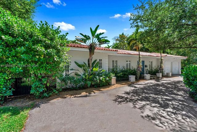 186 Edgewater Dr 0, Coral Gables, FL 33133